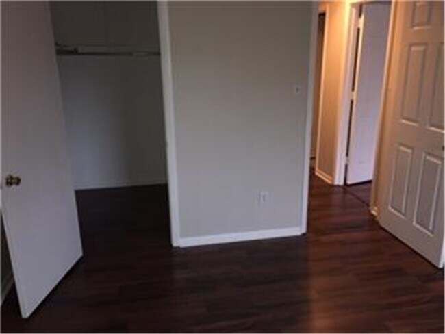 Building Photo - 1601 Delaware Ave