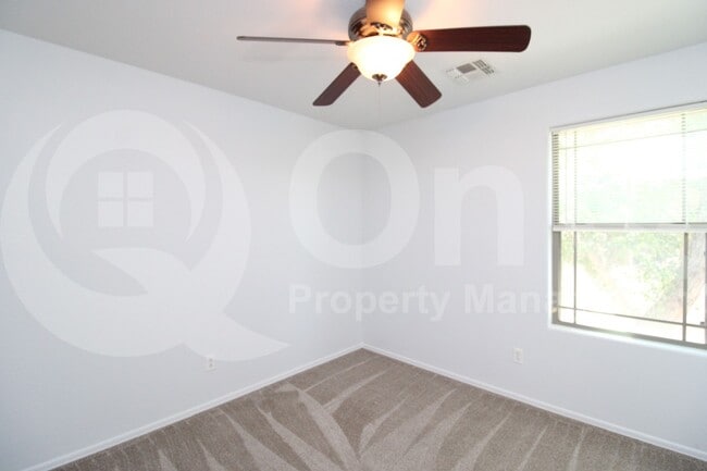 Building Photo - 8147 W Lynwood St