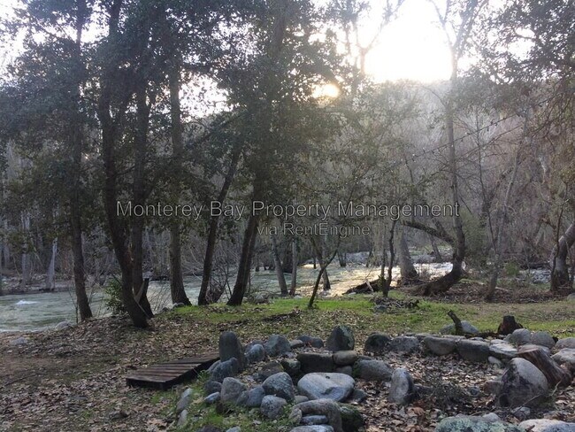 Building Photo - 18100 Cachagua Rd