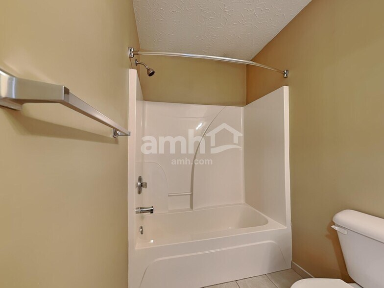 Building Photo - 5974 Marsh Cir