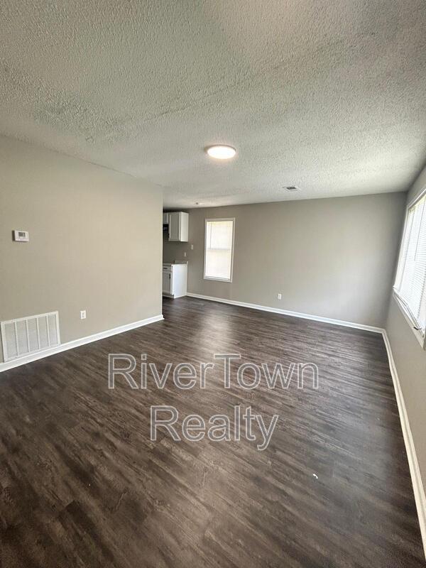 Building Photo - 3311 Baskin St