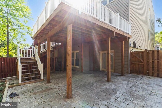 Building Photo - 14512 Mayfair Dr