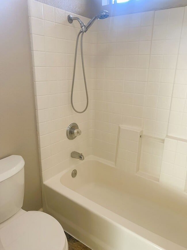 Building Photo - 1790 Stone Creek Dr