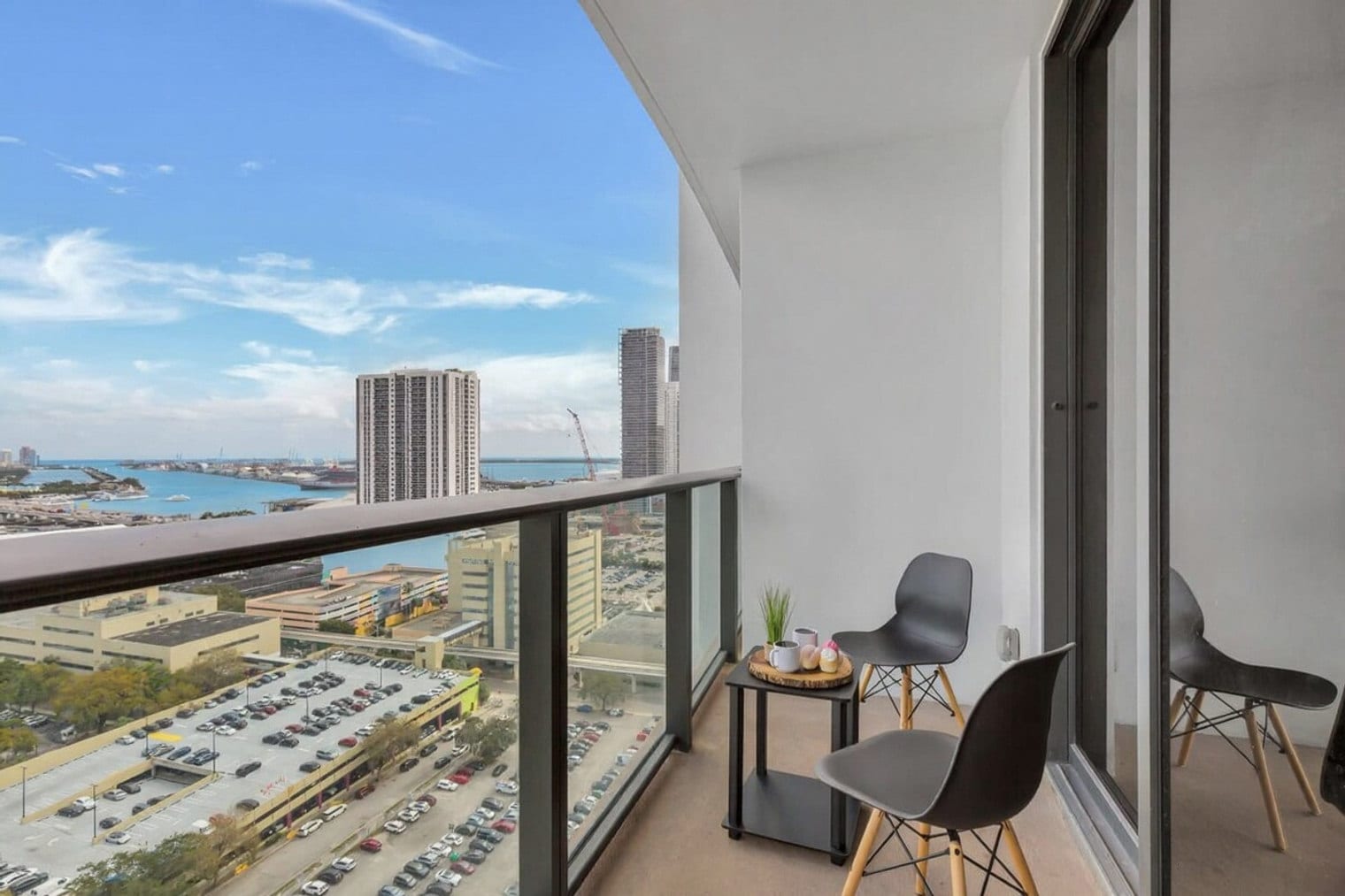 Building Photo - 90 NE 17th St