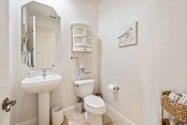 Building Photo - 49460 Rancho San Francisquito