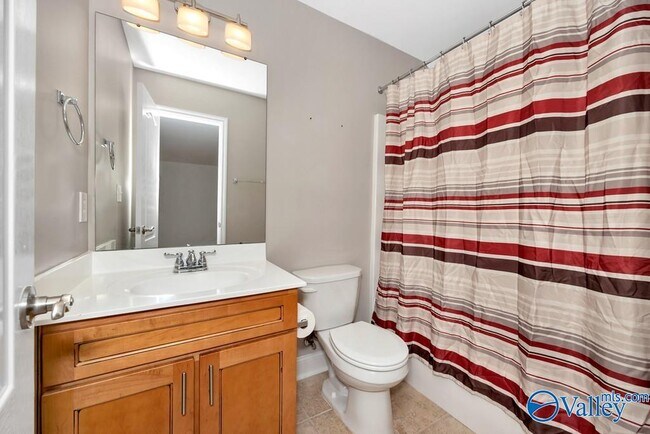 Building Photo - 4706 Old Maple Ct