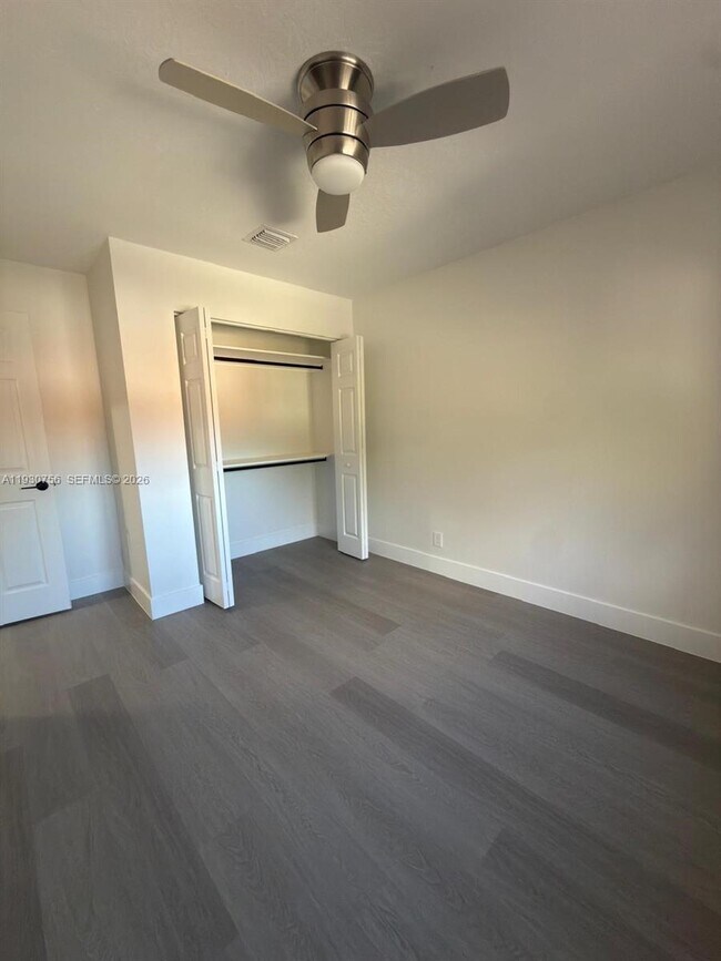 Building Photo - 12618 NW 56th Dr