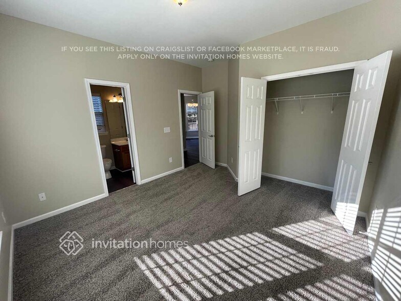 Building Photo - 15415 Saxon Trace Ct