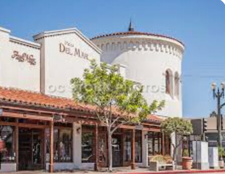 Building Photo - 314 Avenida Granada