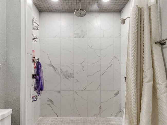 Building Photo - 4124 Overland Dr