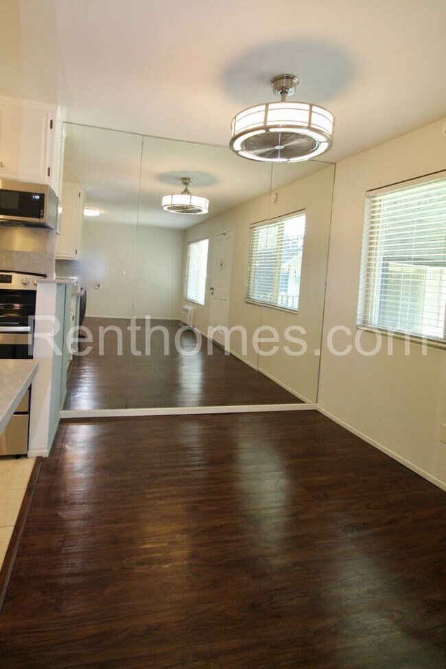 Building Photo - 8150 Lemon Ave
