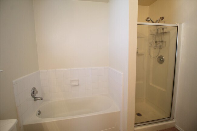 Building Photo - 6515 Bryant Park Ct