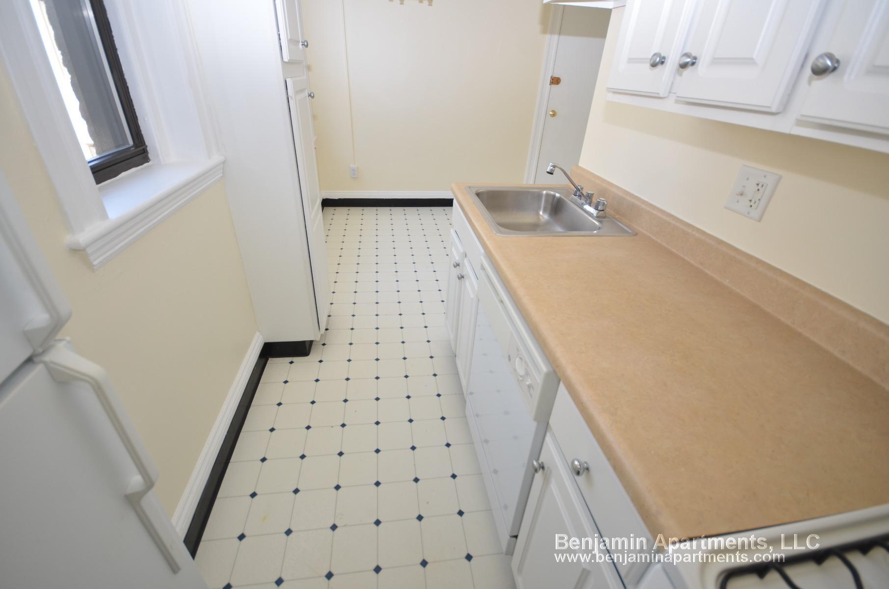 Building Photo - 8 Elko St