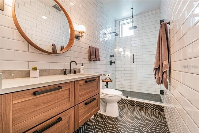 Building Photo - 101 S 12th St