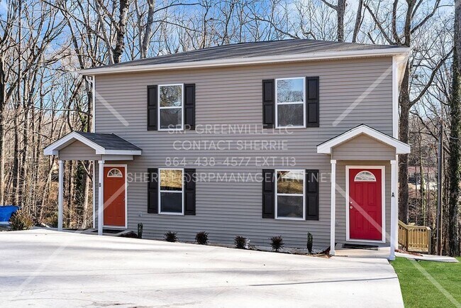 Building Photo - MOVE IN SPECIAL!! 1/2 OFF FIRST MONTHS REN...