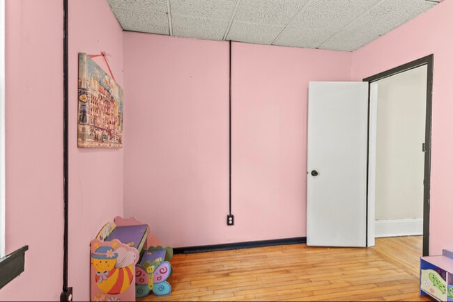 Building Photo - 95 Front Ave