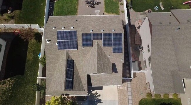 Building Photo - 1472 Skimmer St