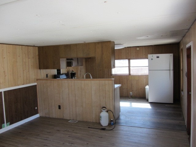 Building Photo - 1306 Avenue E