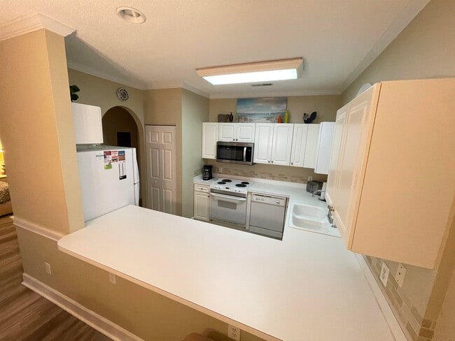 Building Photo - 702 Riverwalk Dr