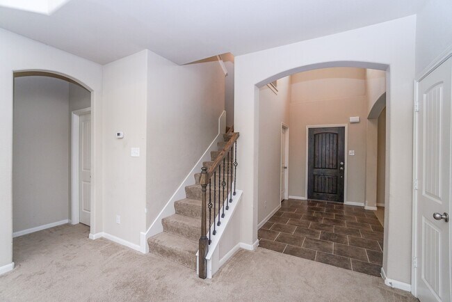 Building Photo - 31 Indian Palms Dr