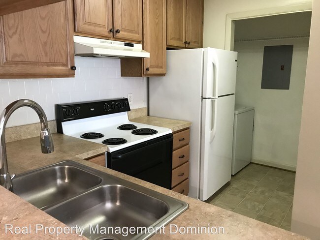 Building Photo - 2 br, 2 bath House - 3956 Palomino Drive #203