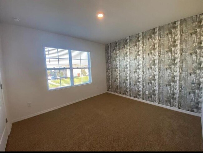 Building Photo - 2336 White Poppy Dr