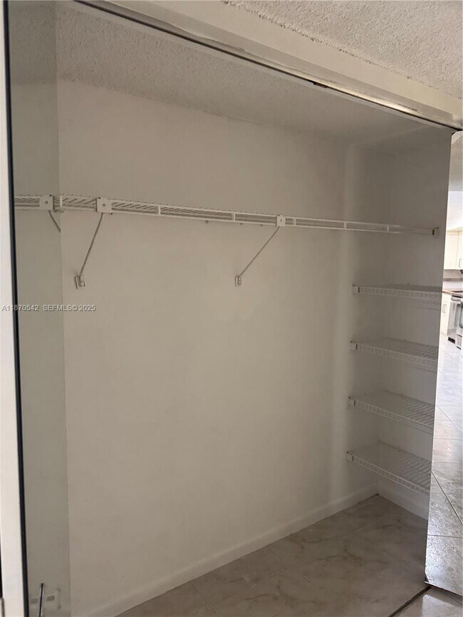 Building Photo - 9620 W McNab Rd