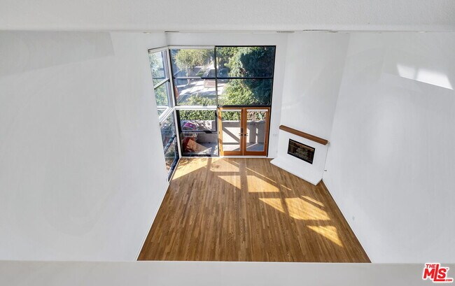 Building Photo - 9917 Tabor St