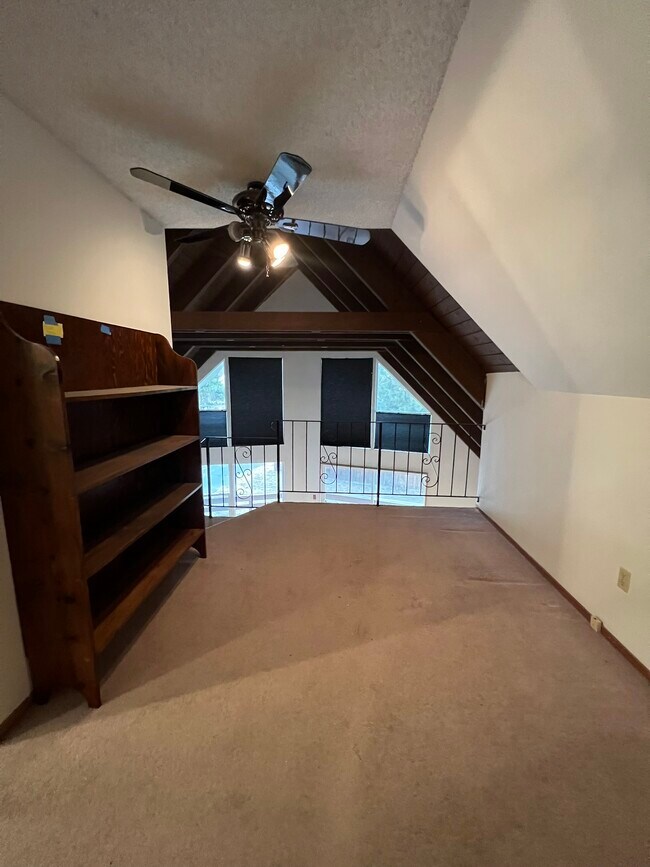 Building Photo - 1506 Murietta Dr