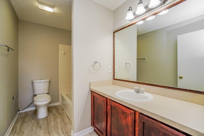 Building Photo - 458 Pruden Dr