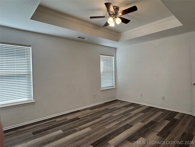 Building Photo - 13639 S Nyssa Ct
