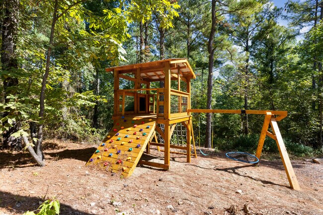 Building Photo - 25 Eagle Pne Ln