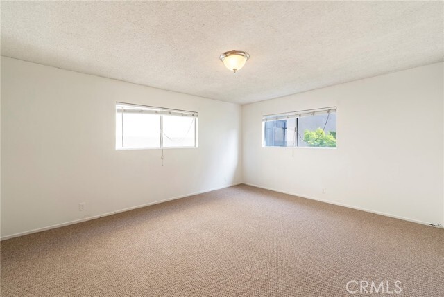Building Photo - 116 Highland Ave