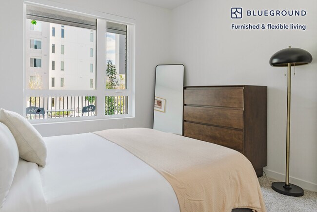 Building Photo - 3301 Innovation Wy