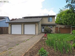 Building Photo - Sought After Bethel Neighborhood