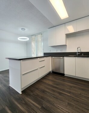 Interior Photo - 831 2nd Street