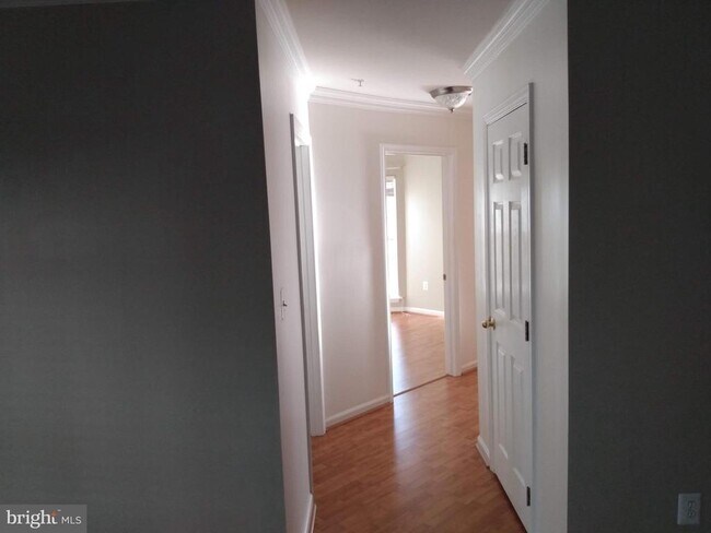 Building Photo - 6226 Wild Swan Way