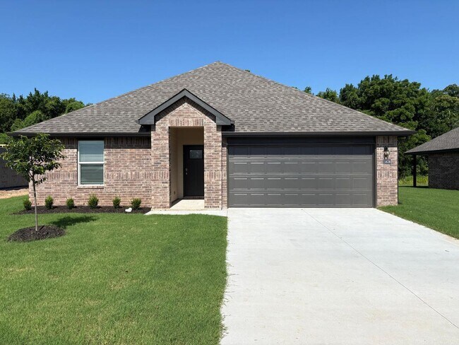 Primary Photo - Brand New D.R. Horton Home in Bixby - 4 Be...