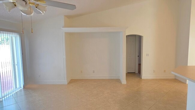 Building Photo - 6448 NW Colgate St