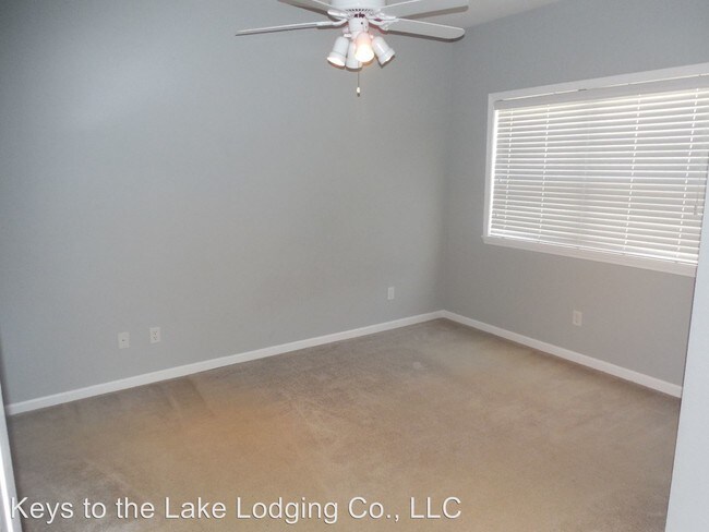 Building Photo - 142 Palisades Dr