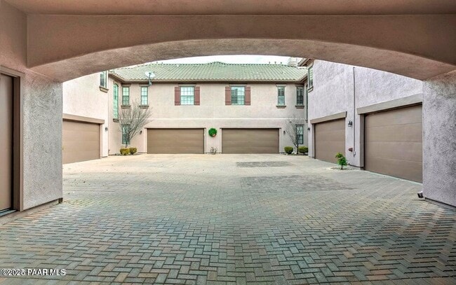 Building Photo - 1716 Alpine Meadows Ln