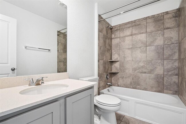 Building Photo - 105 Canley Lp
