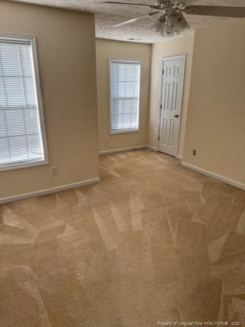 Building Photo - 5340 Miranda Dr