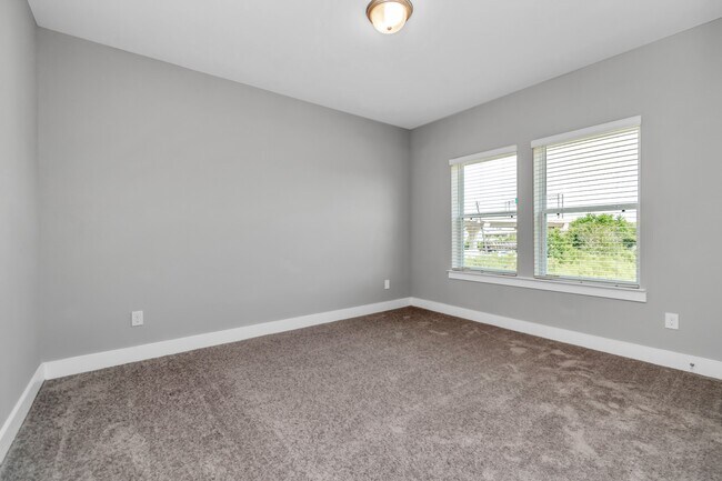 Building Photo - 1408 Oliver Manor Ln