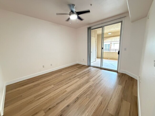 Building Photo - 7135 S Durango Dr