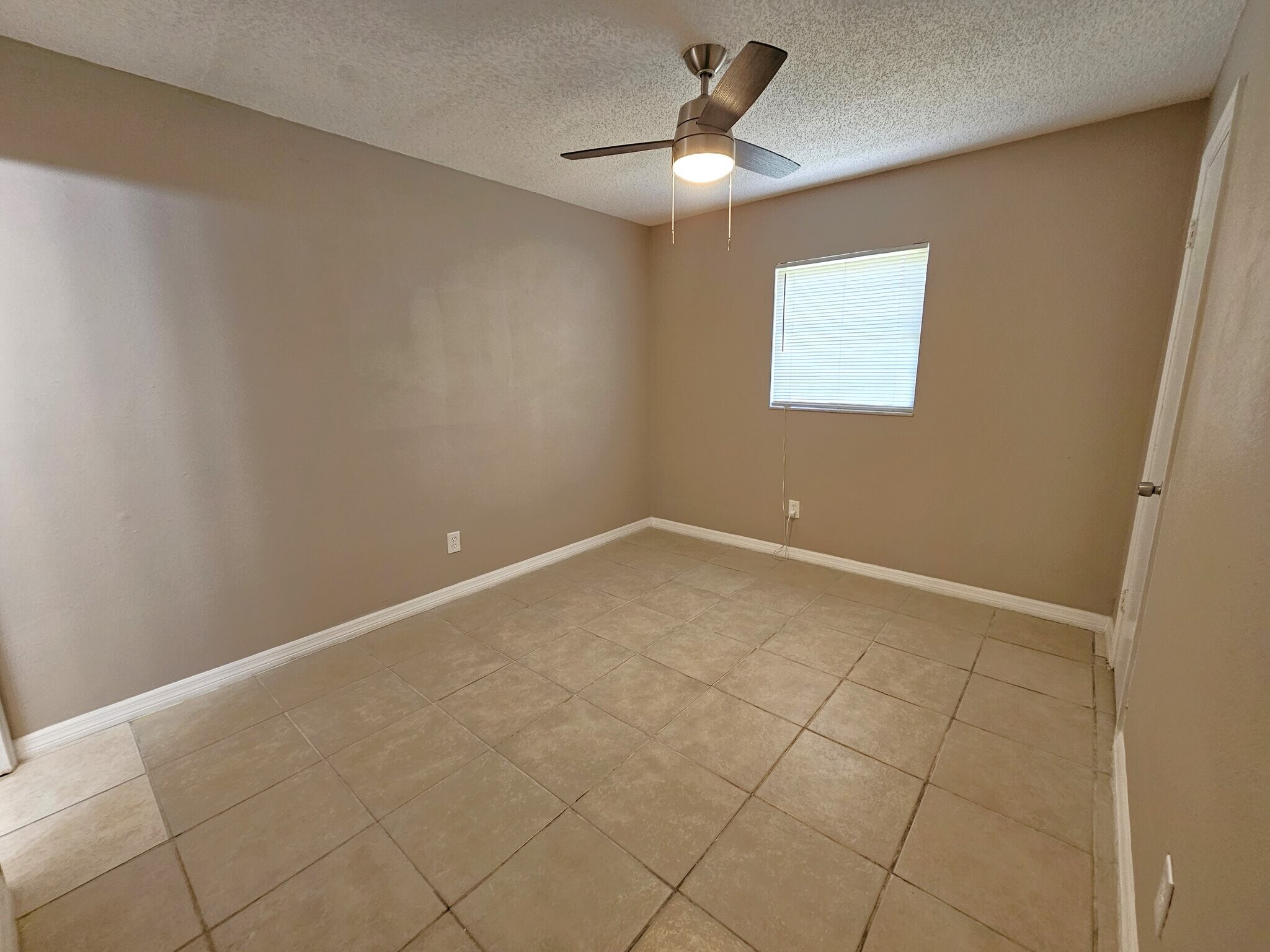 Building Photo - 6301 Breezewood St