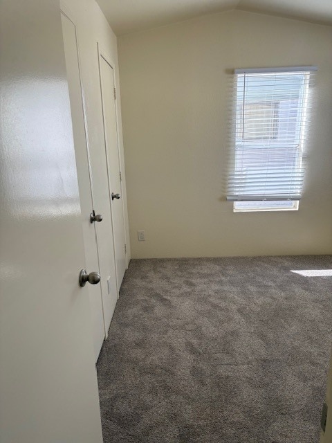 Building Photo - 12374 Mapleview St