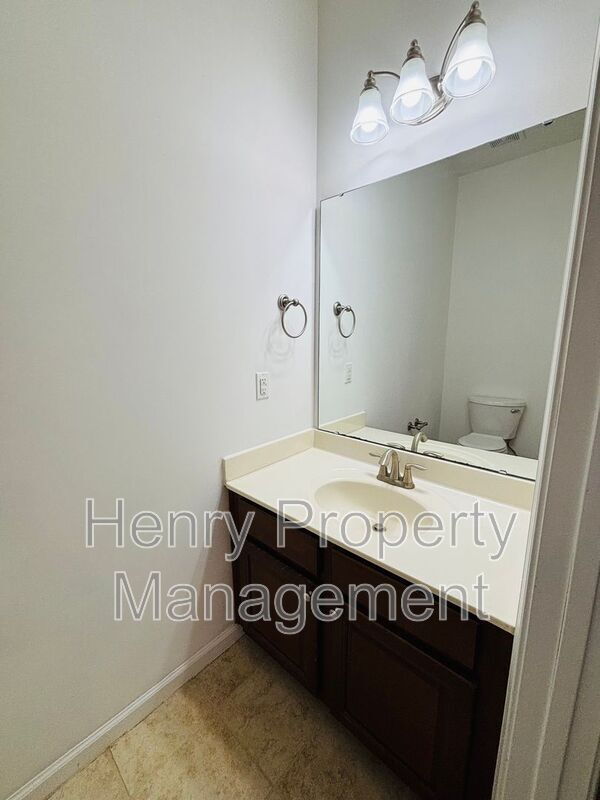 Building Photo - 8302 Primanti Blvd