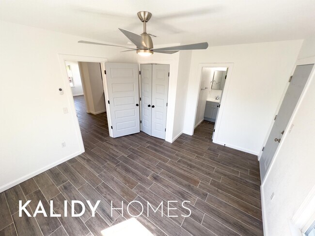 Building Photo - 3504 N Westmont St