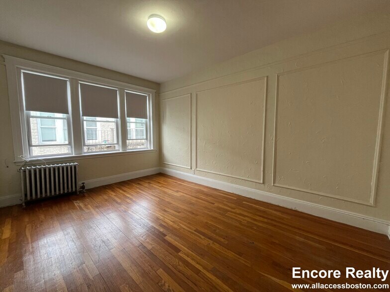 Building Photo - 1750 Commonwealth Ave